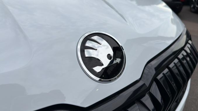Skoda Karoq 1.5 TSI Sportline Edition 5dr Petrol Estate - Image 68